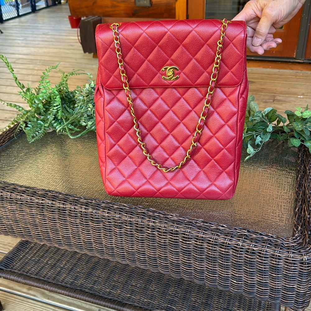 RARE VINTAGE CHANEL BAG. 24K